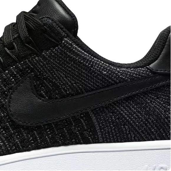 Nike Air Force 1 Flyknit Black sneakers Men’s Size 13 - Picture 10 of 12